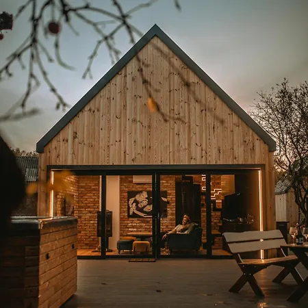 Nowoczesny Drewniany Domek Chill House Dlugosiodlo Exterior photo